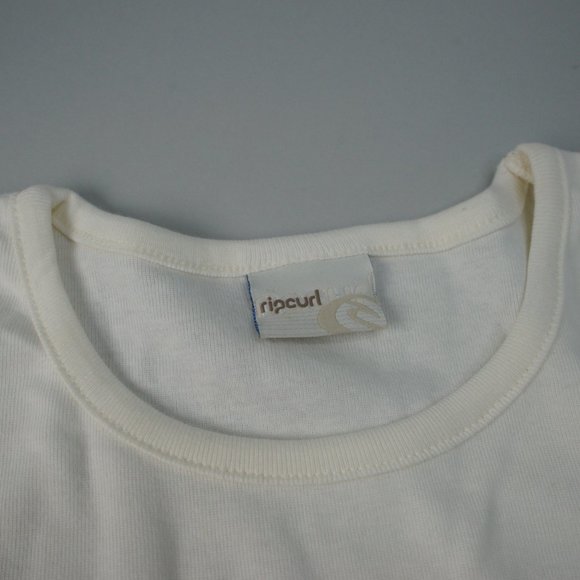 RIP CURL GIRL Vintage Christmas Pin Up Tee - Picture 8 of 10